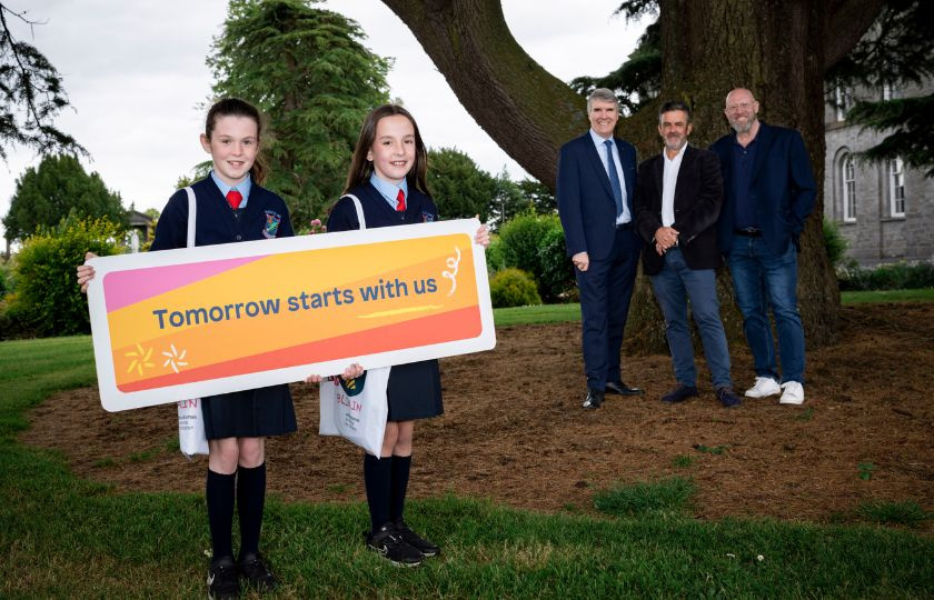 Two local primary school students with Dr Finn Ó Murchu, Dr Niall Muldoon and Professor Philip Jaffé